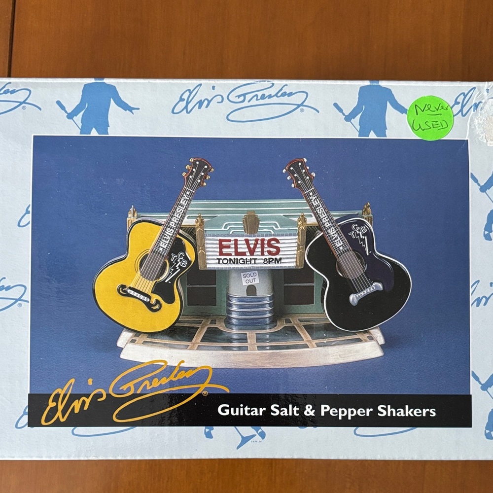 Elvis Presley Official Guitar Salt & Pepper Shakers w/Stand